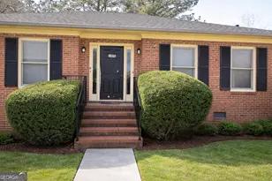 1905 Karen Cir, Milledgeville, GA 31061 - Photo 1