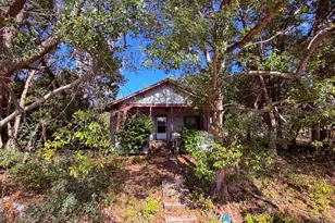 817 Howe St, Waycross, GA 31501 - Photo 1