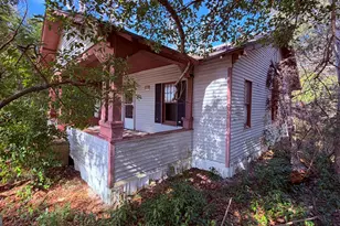 817 Howe St, Waycross, GA 31501 - Photo 4