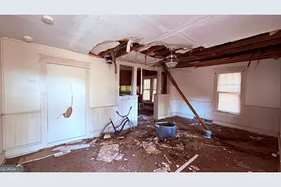 817 Howe Street, Waycross, GA 31501 - Photo 6