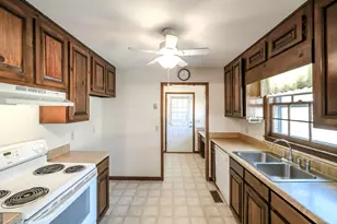 113 Oxford Square, Carrollton, GA 30117 - Photo 8