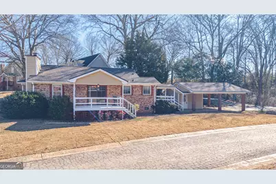 113 Oxford Square, Carrollton, GA 30117 - Photo 1
