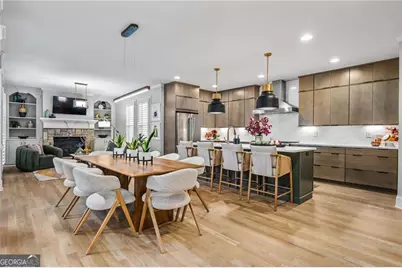 4526 Meadowland Way, Flowery Branch, GA 30542 - Photo 8