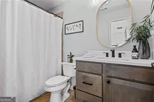 4526 Meadowland Way, Flowery Branch, GA 30542 - Photo 34