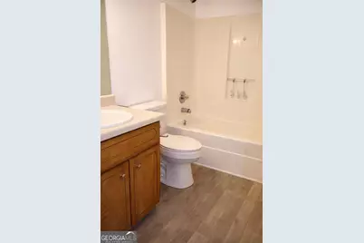 1949 Karen Circle #B, Milledgeville, GA 31061 - Photo 6