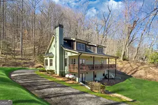 526 Garland Ridge Dr, Hayesville, NC 28904 - Photo 2