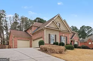 845 St Marks Walk, Suwanee, GA 30024 - Photo 2