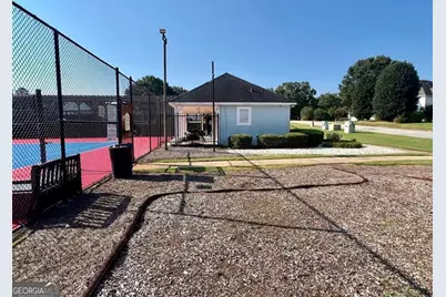 4063 Sweetwater Parkway, Ellenwood, GA 30294 - Photo 6