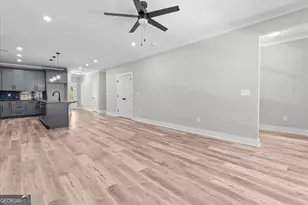 10041 Lakeview Pkwy, Villa Rica, GA 30180 - Photo 16