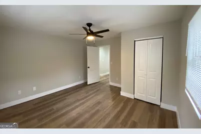 2155 Park Terrace, College Park, GA 30337 - Photo 32