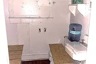 604 Hicks St, Waycross, GA 31501 - Photo 8