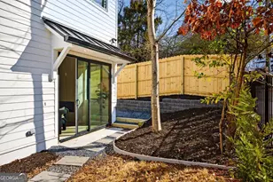 1348 Finley St, Atlanta, GA 30307 - Photo 46