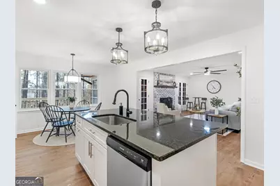 230 Horseshoe Circle, Fayetteville, GA 30215 - Photo 8