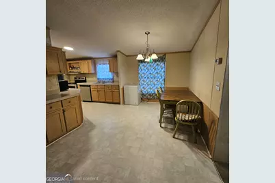 437 Burkhalter Circle, Claxton, GA 30417 - Photo 6