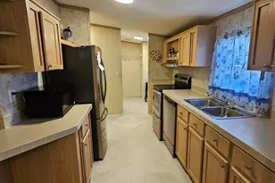 437 Burkhalter Cir, Claxton, GA 30417 - Photo 8