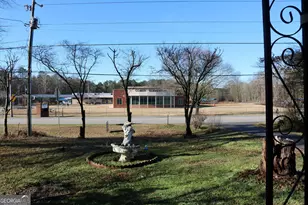 640 Gholston St, Comer, GA 30629 - Photo 28