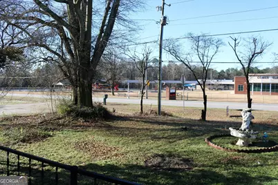640 Gholston Street, Comer, GA 30629 - Photo 28