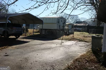 640 Gholston Street, Comer, GA 30629 - Photo 4
