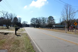 640 Gholston St, Comer, GA 30629 - Photo 34