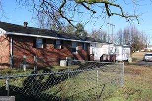 640 Gholston St, Comer, GA 30629 - Photo 6