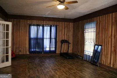 640 Gholston Street, Comer, GA 30629 - Photo 14