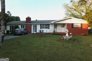 640 Gholston St, Comer, GA 30629 - Photo 2