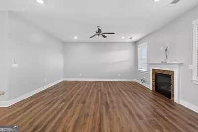 6928 Manchester Drive, Flowery Branch, GA 30542 - Photo 10
