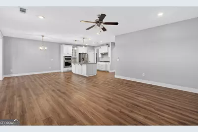 6928 Manchester Drive, Flowery Branch, GA 30542 - Photo 8
