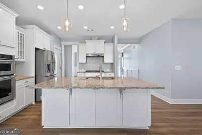 6928 Manchester Drive, Flowery Branch, GA 30542 - Photo 12