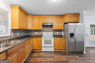 9021 Hurst Ct, Jonesboro, GA 30238 - Photo 18