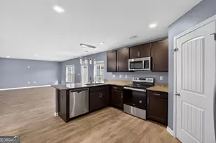 11800 Guelph Cir, Hampton, GA 30228 - Photo 14