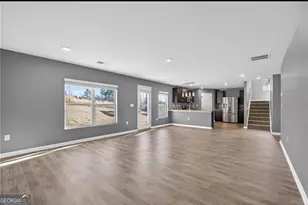 11800 Guelph Cir, Hampton, GA 30228 - Photo 10