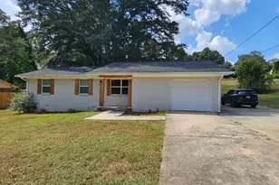 2292 Chestnut Hill Cir, Decatur, GA 30032 - Photo 1