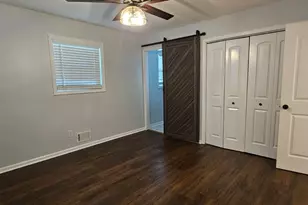 2292 Chestnut Hill Cir, Decatur, GA 30032 - Photo 6