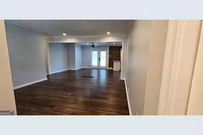 2292 Chestnut Hill Circle, Decatur, GA 30032 - Photo 4