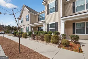 330 Dogwood Cir, Port Wentworth, GA 31407 - Photo 2