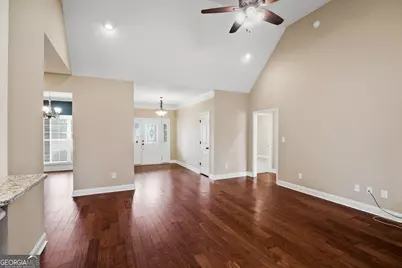 251 Hampton Oaks Way, Byron, GA 31008 - Photo 4