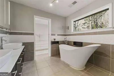 3880 W Cooper Lake Drive SE, Smyrna, GA 30082 - Photo 18