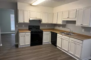 8614 Cedar Creek Ridge, Riverdale, GA 30274 - Photo 6