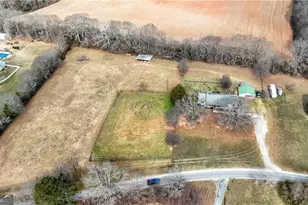 298 Trestle Rd, Locust Grove, GA 30248 - Photo 36