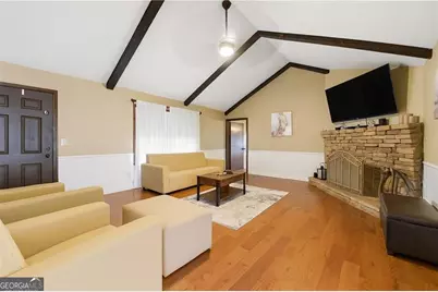 298 Trestle Road, Locust Grove, GA 30248 - Photo 6