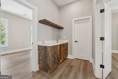 6029 Wellington Avenue, Gainesville, GA 30506 - Photo 12