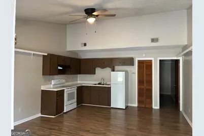 421 W King Ave, Kingsland, GA 31548 - Photo 2