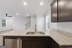 4855 Station Ln, Union City, GA 30349 - Photo 12