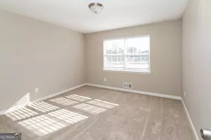 519 Trinity Tr, Ellenwood, GA 30294 - Photo 8