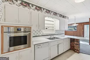 86 Camellia Ave, Savannah, GA 31408 - Photo 18