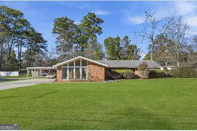 86 Camellia Avenue, Savannah, GA 31408 - Photo 1