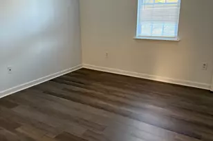 132 Saine Dr, Marietta, GA 30008 - Photo 2