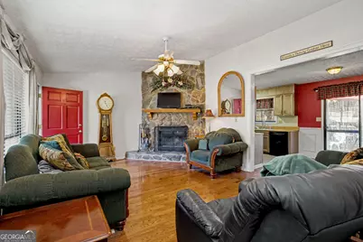 120 Farmbrook Trail, Stockbridge, GA 30281 - Photo 4