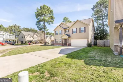 141 Back Cedar Lane, Warner Robins, GA 31093 - Photo 2